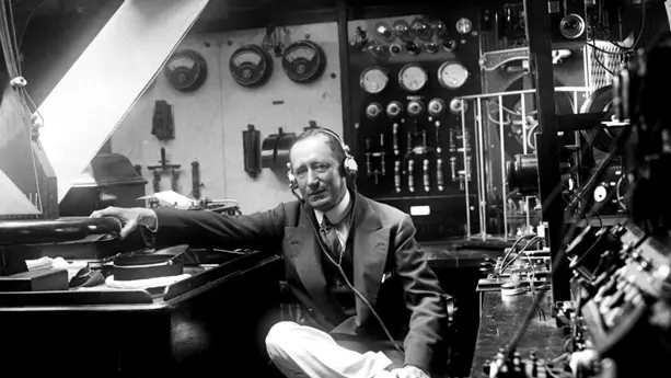 رادیو چگونه اختراع شد؟ 